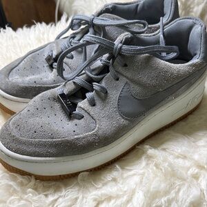 Nike Air Force One Sage Low Cool Grey Suede size 7.5